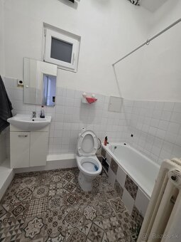1,5 izb. byt v historickom centre na krátkodobý prenájom - 4