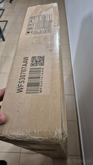 Konferenčný stolík so zásuvkou, biely vysoký lesk s LED 100x - 4