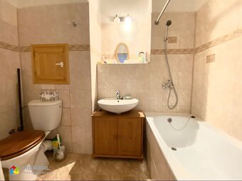 Jednoizbový byt s balkónom, Žiar nad Hronom, centrum, 40 m2 - 4