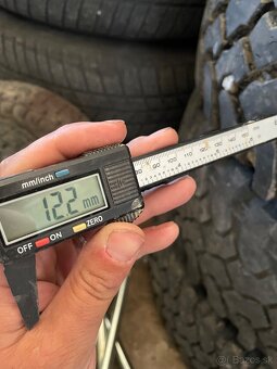 235/70 r16 - 4