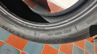 Good year efficient 205/55 R17 91V - 4