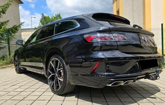 Volkswagen Arteon SB 4x4 2.0TSi R-Line 235kW IQ Light výhrev - 4