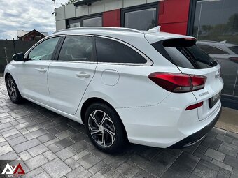 Hyundai i30 CW 1.6 CRDi Family, v Záruke, Pôvodný lak, SR - 4
