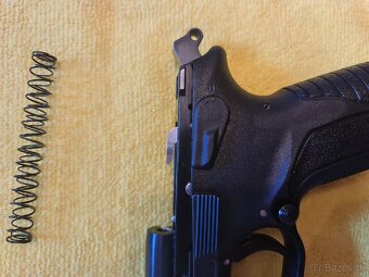 GP CP22 - 4