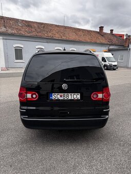 Volkswagen Sharan 1.9tdi 96kw 7 miestny , ťažné , highline - 4