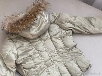 MOTIVI zlatá páperová zimná bunda s kožušinou z mývala, v.v. - 4