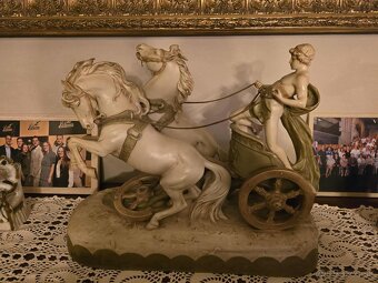 Starožitný porcelan Royal dux - 4