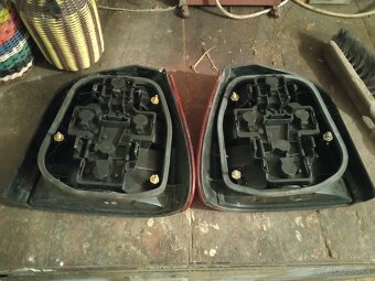 ZADNÍ LAMPY SVĚTLA ŠKODA FELICIA - 4