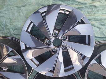 Alu disky Volkswagen R17 Tayron Bari černé - 4