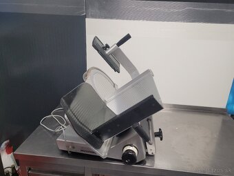 Narezovy stroj - 4