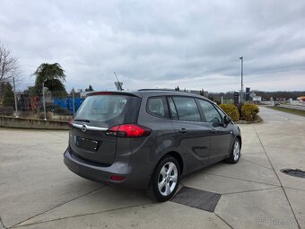 Opel Zafira 1,4benzín 2012 - 4