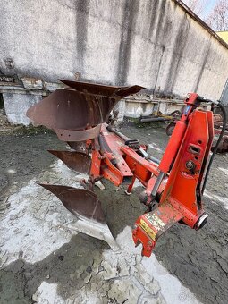 Predam pluh obracak Kuhn Multimaster 120 - 4