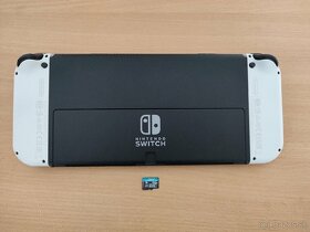 Nintendo Switch OLED + Hra + Príslušenstvo :) - 4