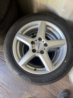 Predám 3 ks diskov Alutec s pneumatikami Laufenn 195/55 R16 - 4