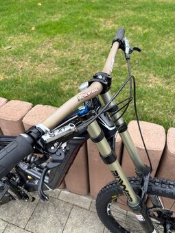 Predám zjazdový bicykel Specialized Big Hit FSR 3 - 4