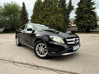 Mercedes Benz GLA 200d - 4