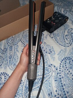 Predavam original Dyson airstrait - 4