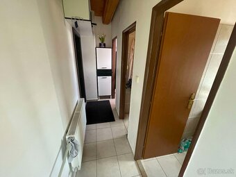 Na predaj 7-izbový rodinný dom na Bystričke - Znížená cena - 4