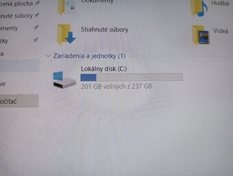 predám Dell latitude 5550 - Intel core i5 - 8gb ram - 4