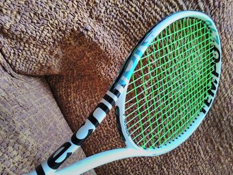 Predám tenisovú raketu TECNIFIBRE TEMPO 298 IGA - 4