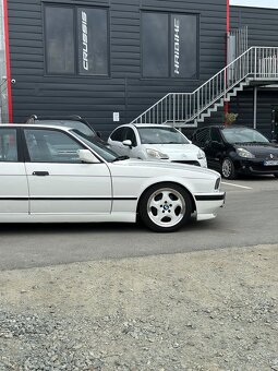 BMW M5 E34 - 4