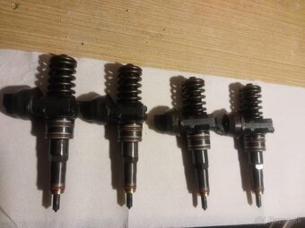 Vstrekovacie trysky BOSCH 1.9tdi 77kw 0414720215 - 4
