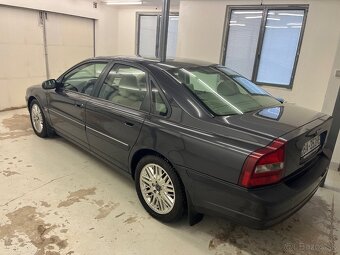 Predám Volvo S80 T6 2,9i, 200kW, r.v. 2002 Nová cena - 4