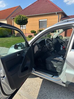 Predám Volkswagen tiguan rok výroby 10/2010 - 4