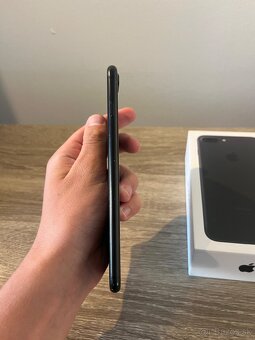 iPhone 7 Plus 128 GB – Čierny - 4