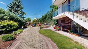 Výnimočný rodinný dom v Smolenickej Novej Vsi – ulica Jahodn - 4