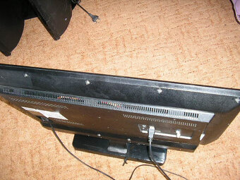 Predam LED televizor - 4