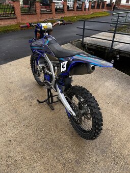 Yamaha YZF250 - 4