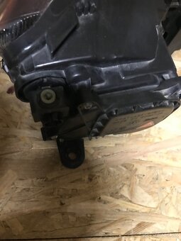 LED XENON SVETLA ŠKODA RAPID - 4