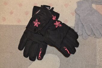 Čiapky, nákrčník a rukavice 8ks - 4