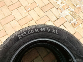 Semperit 215/60 r16 letné - 4