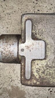 Strojný zverák 200mm PN243136 - 4