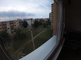 Prenájom veľkého dvojizbového bytu - 4