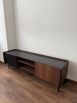 nový TV stolík - 4
