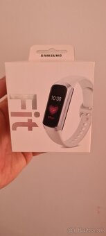 SAMSUNG GALAXI FIT - 4