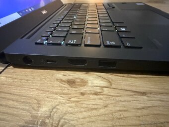 Dell Latitude 7280 -i7-6600U/8gbDDR4/256gbSSD/W10pro - 4