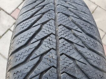 Mám na predaj sadu elektronov na Fiat R14 + pneu. 175/70 R14 - 4