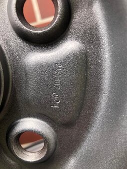Plechové disky R15 6Jx15 ET 50 rozteč 5x114,3 - 4