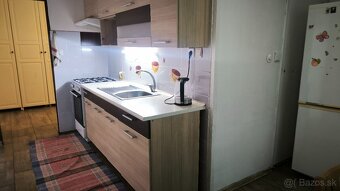 3 IZBOVÝ BYT LUČENEC - PRENÁJOM - 4