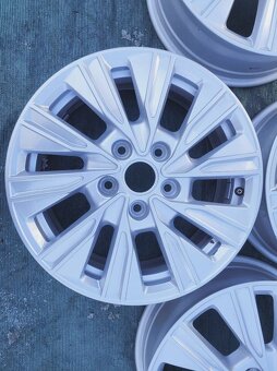 Kované alu disky Volkswagen T7 Multivan R17 5x120 - 4