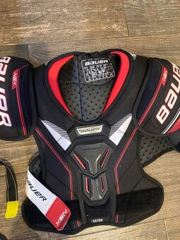 Hokejová výstroj - 4