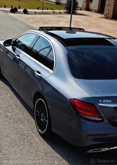 Mercedes - benz E - 200 AMG Line - 4