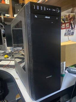 Herny | pracovny | hackintosh PC - 4
