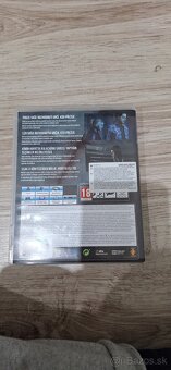 Predám ps4 slim 1tb - 4