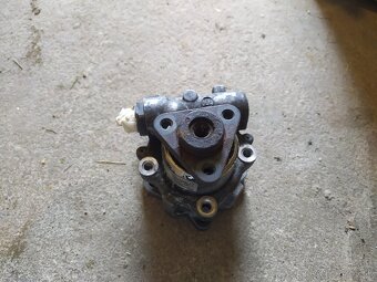 Servo čerpadlo Vw passat b5 - 4