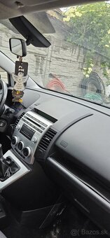 Predám 7 miestne auto Mazda 5, 2.0 diesel 105kw .r.v 2007 - 4